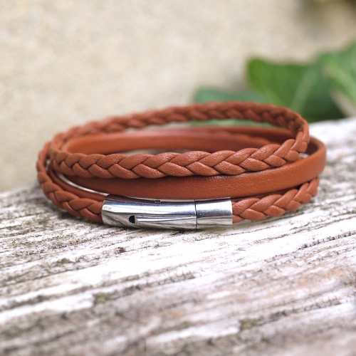 bracelet-cuir-artisanal-homme-robin-marron-cognac-03