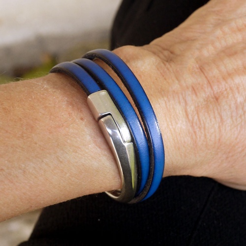 bracelet-cuir-femme-demi-jonc-bleu-03