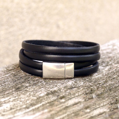 bracelet-cuir-homme-artisanal-2lanires-aimant-noir-010