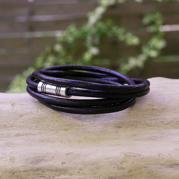 bracelet-cuir-rond-aimant-strie-noir-011
